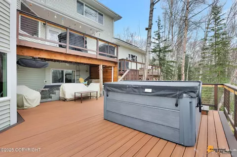 Exterior - 9575 E Breen St, Palmer, AK 99645 photo 2 of 10