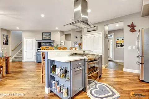 Kitchen - 9575 E Breen St, Palmer, AK 99645 photo 5 of 6