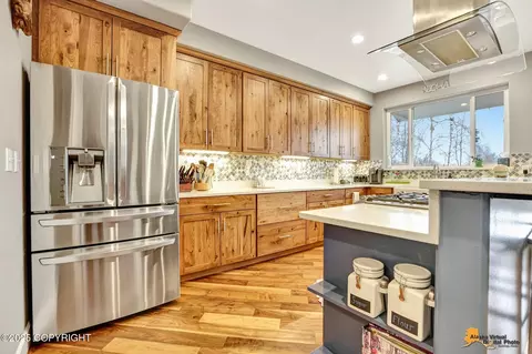 Kitchen - 9575 E Breen St, Palmer, AK 99645 photo 3 of 6