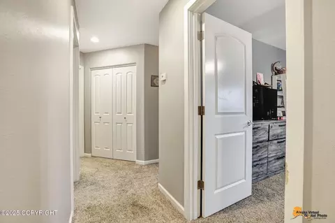 Entry Way - 9575 E Breen St, Palmer, AK 99645 photo 4 of 6