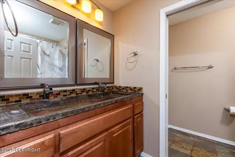 Bath - 5656 Sapphire Loop, Anchorage, AK 99504 photo 1 of 2
