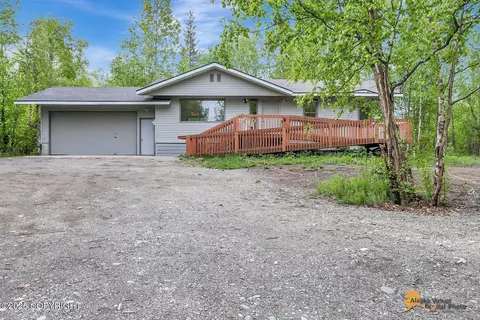 5900 E Liberty Ct, Wasilla, AK 99654