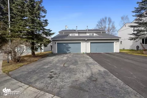 1917 Parkview Cir, Anchorage, AK 99501