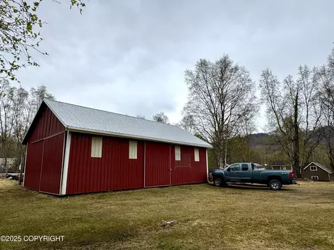 20109 Upper Bowery Ln, Chugiak, AK 99567 photo 10