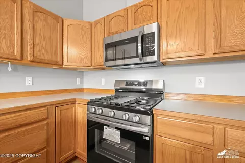 1766 Wildberry Loop, Anchorage, AK 99502 photo 21