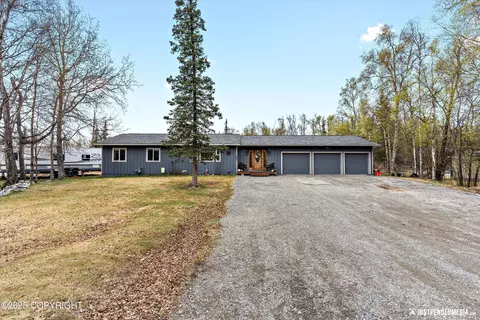 4901 E Pine St, Wasilla, AK 99654