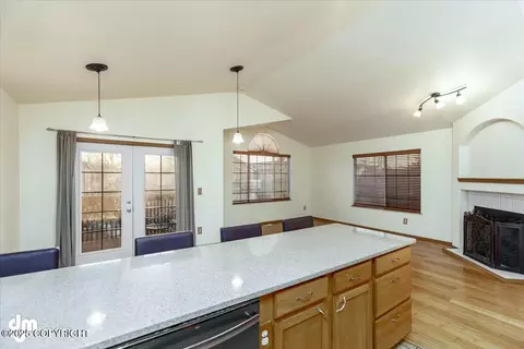 4030 Sycamore Loop, Anchorage, AK 99504 photo 15