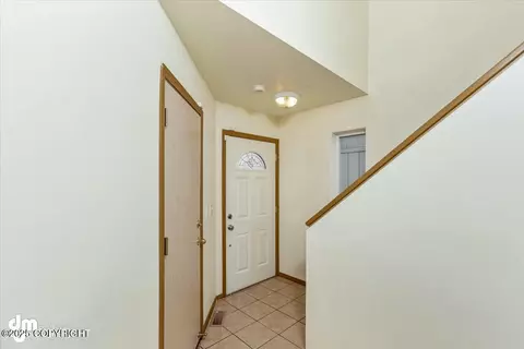 4030 Sycamore Loop, Anchorage, AK 99504 photo 5