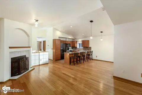 4030 Sycamore Loop, Anchorage, AK 99504 photo 11