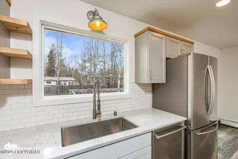 10308 Caribou St, Eagle River, AK 99577 photo 4