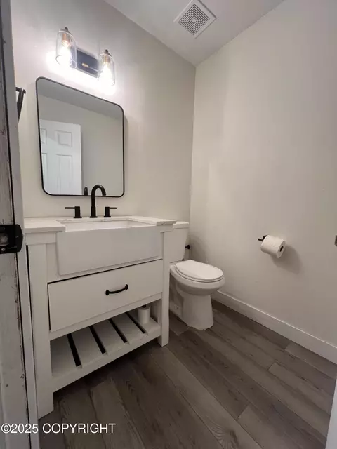 Bath - 8621 Moss Court Ct # 21, Anchorage, AK 99504 photo 1 of 4