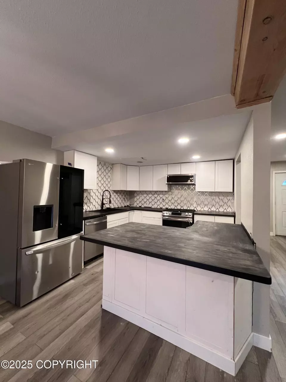 Kitchen - 8621 Moss Court Ct # 21, Anchorage, AK 99504 photo 3 of 6