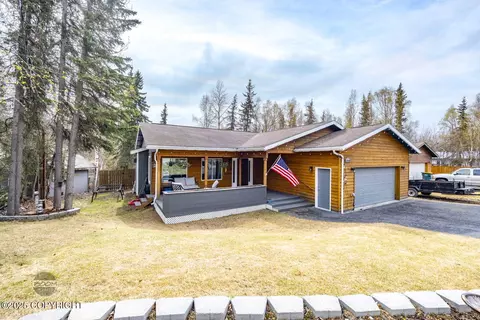 17516 Baronoff Ave, Eagle River, AK 99577