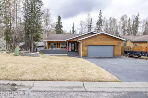 Exterior - 17516 Baronoff Ave, Eagle River, AK 99577 photo 1 of 9