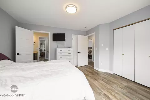 Bedroom - 17516 Baronoff Ave, Eagle River, AK 99577 photo 2 of 4