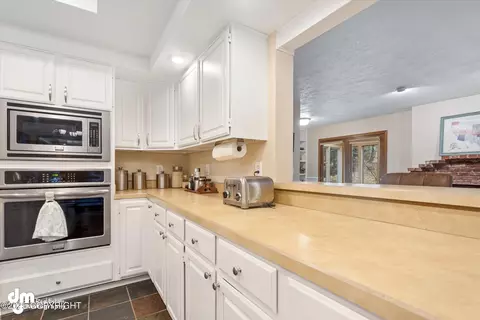5830 W Tree Dr, Anchorage, AK 99507 photo 14