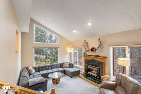 5830 W Tree Dr, Anchorage, AK 99507 photo 7