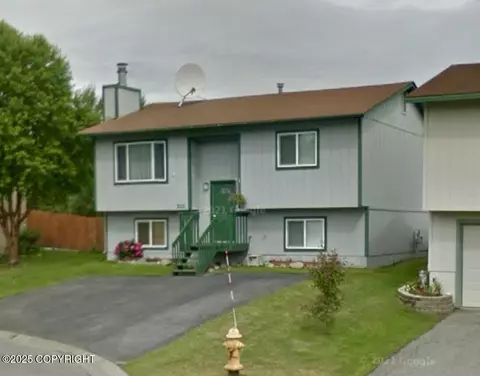3221 Racquet Cir, Anchorage, AK 99507