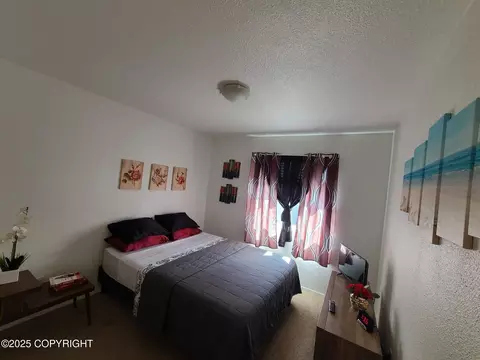 Bedroom - 800 E 11th Ave, Anchorage, AK 99501 photo 3 of 9