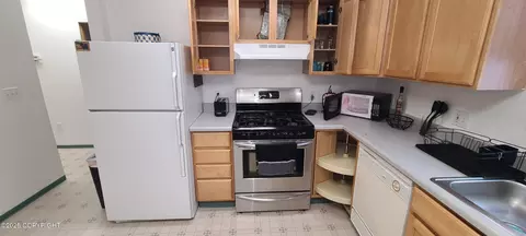 Kitchen - 800 E 11th Ave, Anchorage, AK 99501 photo 1 of 8
