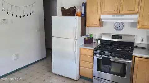 Kitchen - 800 E 11th Ave, Anchorage, AK 99501 photo 2 of 8