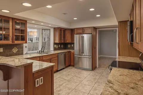 10111 Pointe Resolution Dr, Anchorage, AK 99515 photo 14