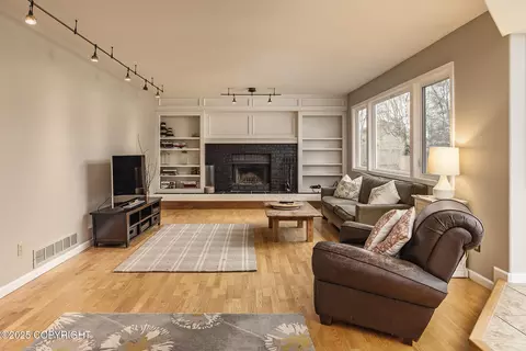 10111 Pointe Resolution Dr, Anchorage, AK 99515 photo 17