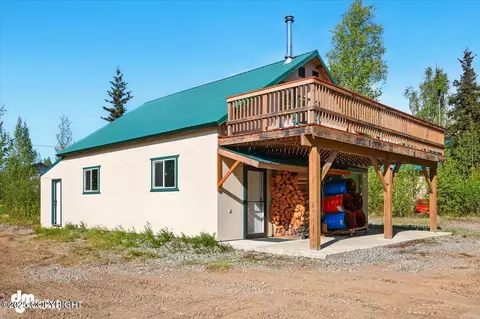 28619 W Landing Cir, Willow, AK 99688 photo 2