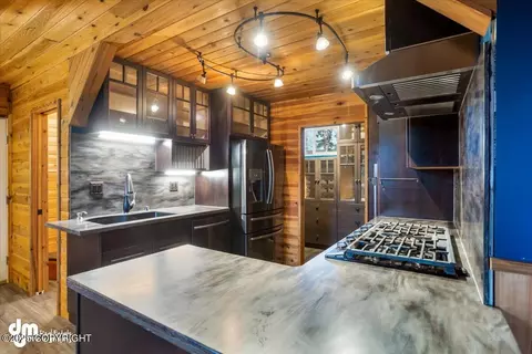 28619 W Landing Cir, Willow, AK 99688 photo 8