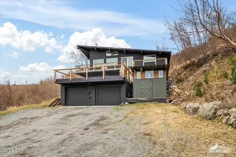 13215 Spendlove Dr, Anchorage, AK 99516