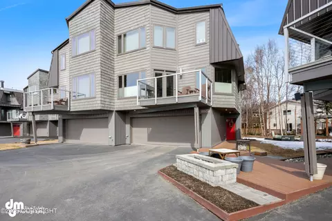 1741 W 15th Ave, Anchorage, AK 99501