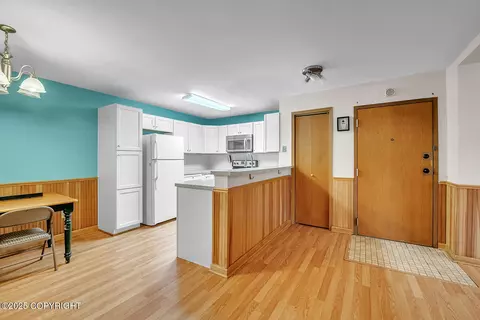 8515 Jewel Lake Rd # 25, Anchorage, AK 99502