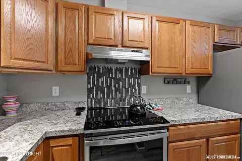 Kitchen - 4530 Wright St # 15, Anchorage, AK 99507 photo 2 of 2