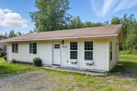 6132 S Northern Lights St, Wasilla, AK 99623