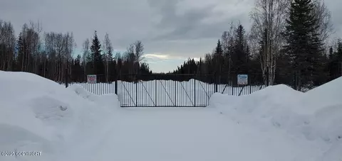 15449 N Deception Shores Cir, Willow, AK 99688