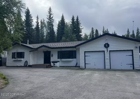 2325 Brewis Blvd, Delta Junction, AK 99737