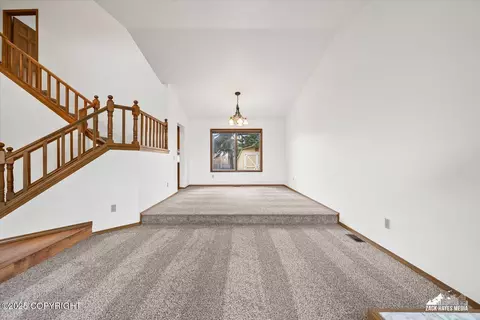 Living - 3821 Winchester Loop, Anchorage, AK 99507 photo 4 of 9