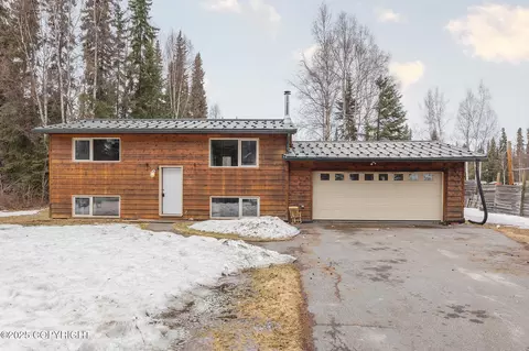 303 Beaver Blvd, North Pole, AK 99705