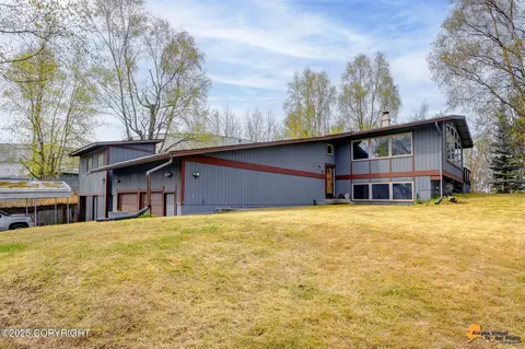 3624 Mary Anne Ct, Anchorage, AK 99502