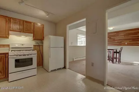 4614 E 9th Ave, Anchorage, AK 99508 photo 8