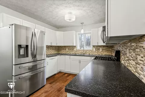 9901 Toakee Cir, Eagle River, AK 99577 photo 7
