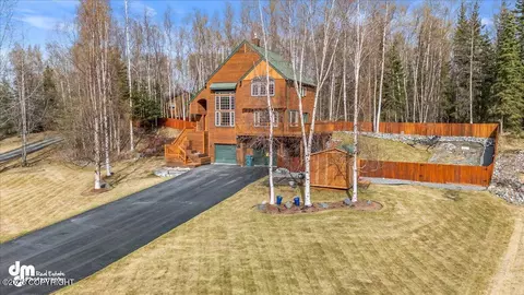 22433 Inlet Vista Dr, Chugiak, AK 99567