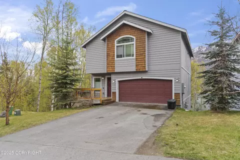9154 Eagle River Ln, Eagle River, AK 99577