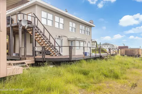 6700 Haystack Dr, Fairbanks, AK 99712