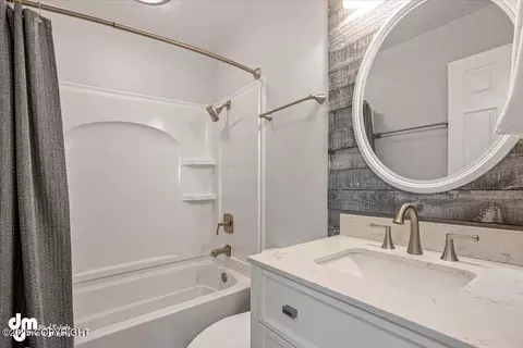 Bath - 5135 E 98th Ave, Anchorage, AK 99507 photo 4 of 5