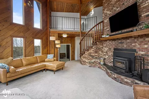 Living - 5135 E 98th Ave, Anchorage, AK 99507 photo 3 of 3