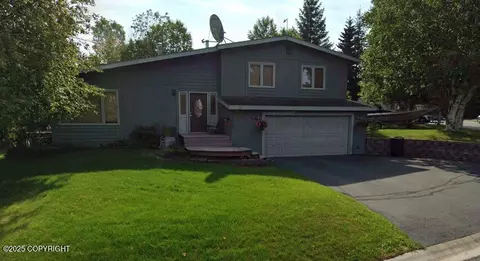2710 Pelican Dr, Anchorage, AK 99502