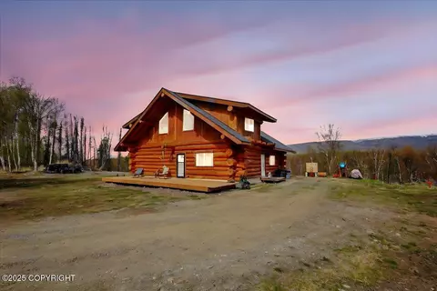 4040 Pittman Rd, Wasilla, AK 99623