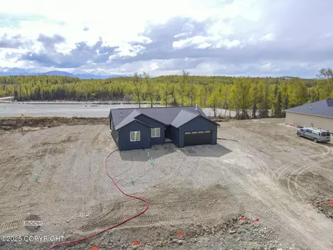 2498 W Longview Cir, Wasilla, AK 99654