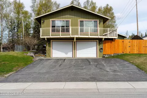 17529 Kantishna Dr, Eagle River, AK 99577